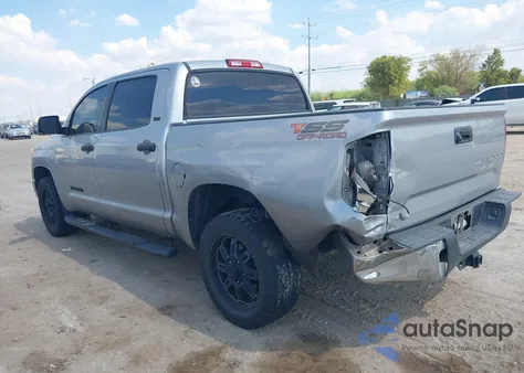 2017 Toyota Tundra Sr5 4.6L V8 из США, поврежденный, VIN 5TFEM5F10HX110086